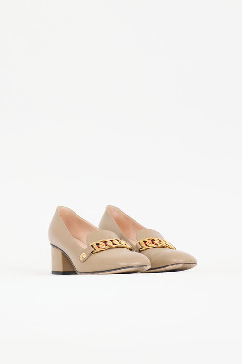 Gucci Leather Chain Pump