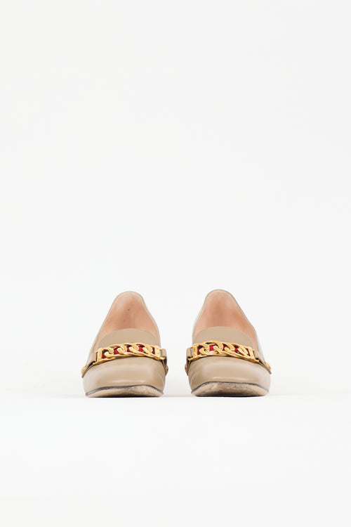 Gucci Leather Chain Pump