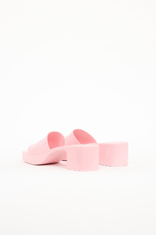 Gucci Rubber Slide Sandals