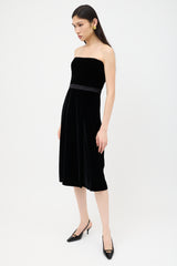 Gucci Pre-Fall 2011 Velvet Strapless Dress
