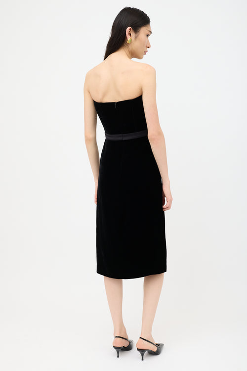 Gucci Pre-Fall 2011 Velvet Strapless Dress