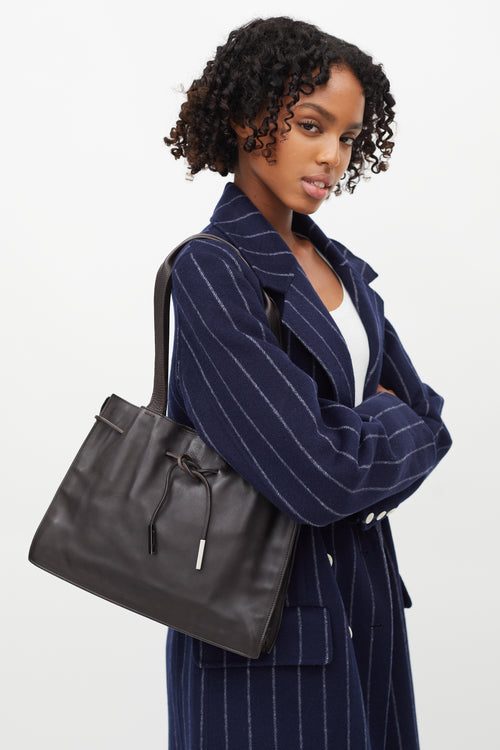 Gucci Vintage Dark Brown Leather Drawstring Shoulder Bag