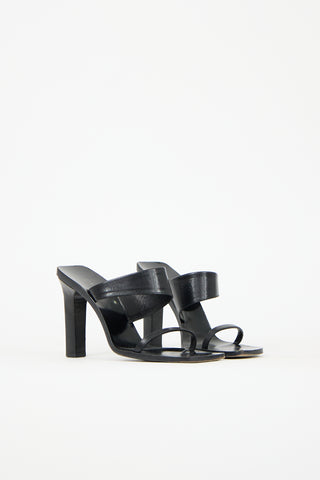 Gucci Vintage Leather Strap Heel