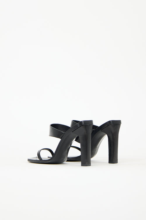 Gucci Vintage Leather Strap Heel