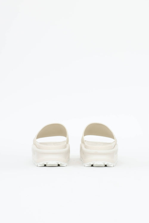Gucci Rubber GG Platform Slide