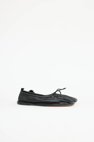 Hereu Leather Pleated Flat