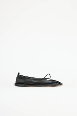 Hereu Leather Pleated Flat