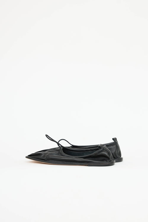 Hereu Leather Pleated Flat