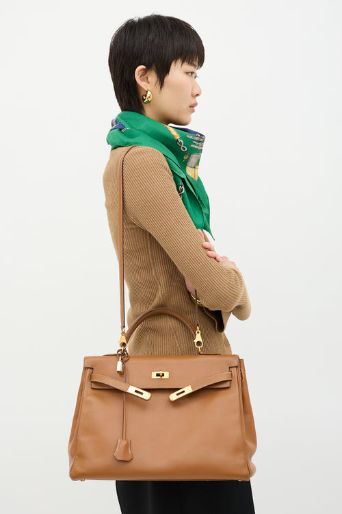 Hermès 1996 Gold Courchevel Kelly Retourne 35 Bag