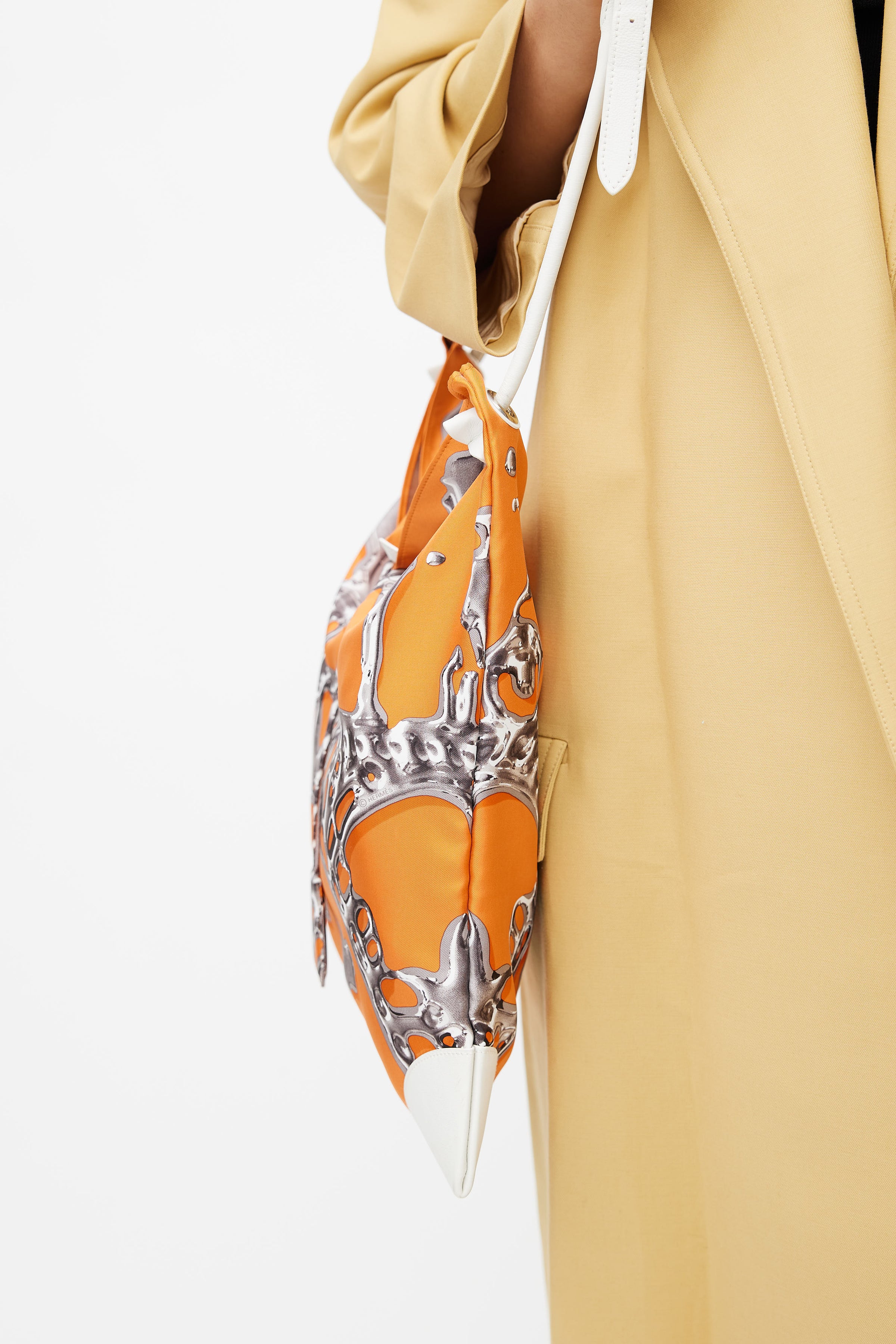 Hermès // 2011 Orange Silky City Printed Bag – VSP Consignment