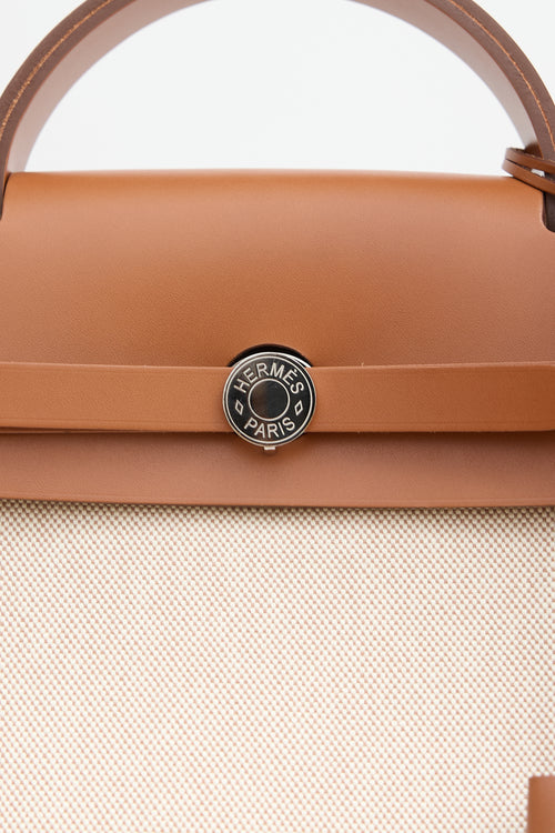Hermès 2023 Écru H Viking Canvas & Fauve Vache Hunter Leather Herbag Messenger 39