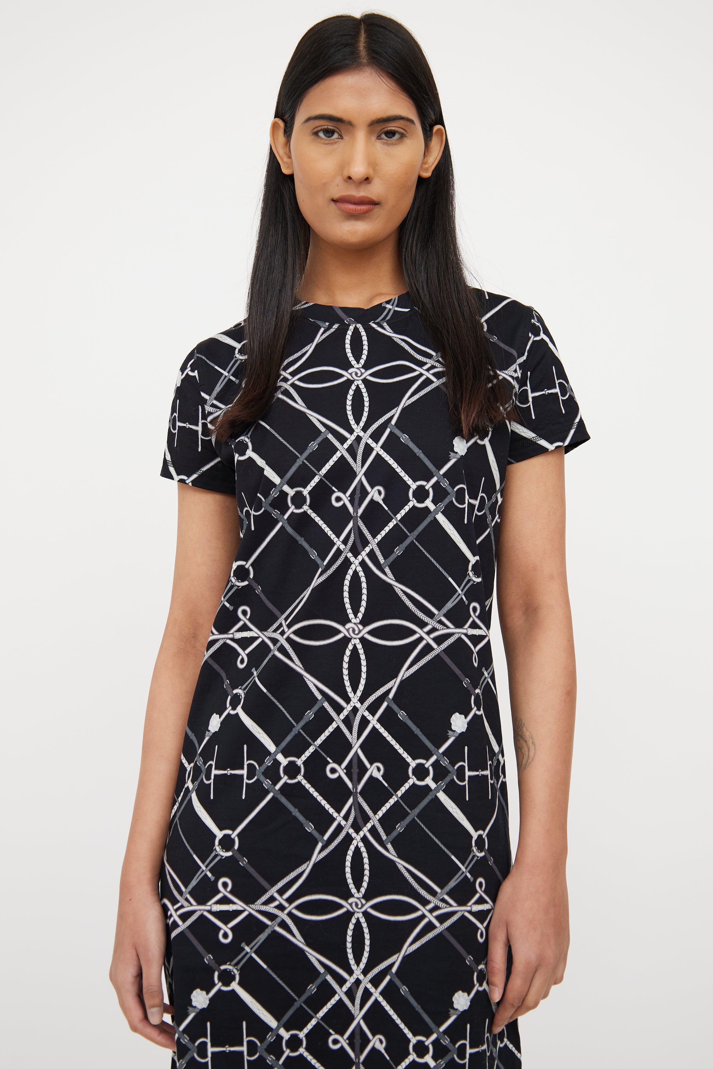Herms // Black & Grey Bridle T-Shirt Dress VSP Consignment Herms // Black & Grey Bridle T-Shirt Dress VSP Consignment