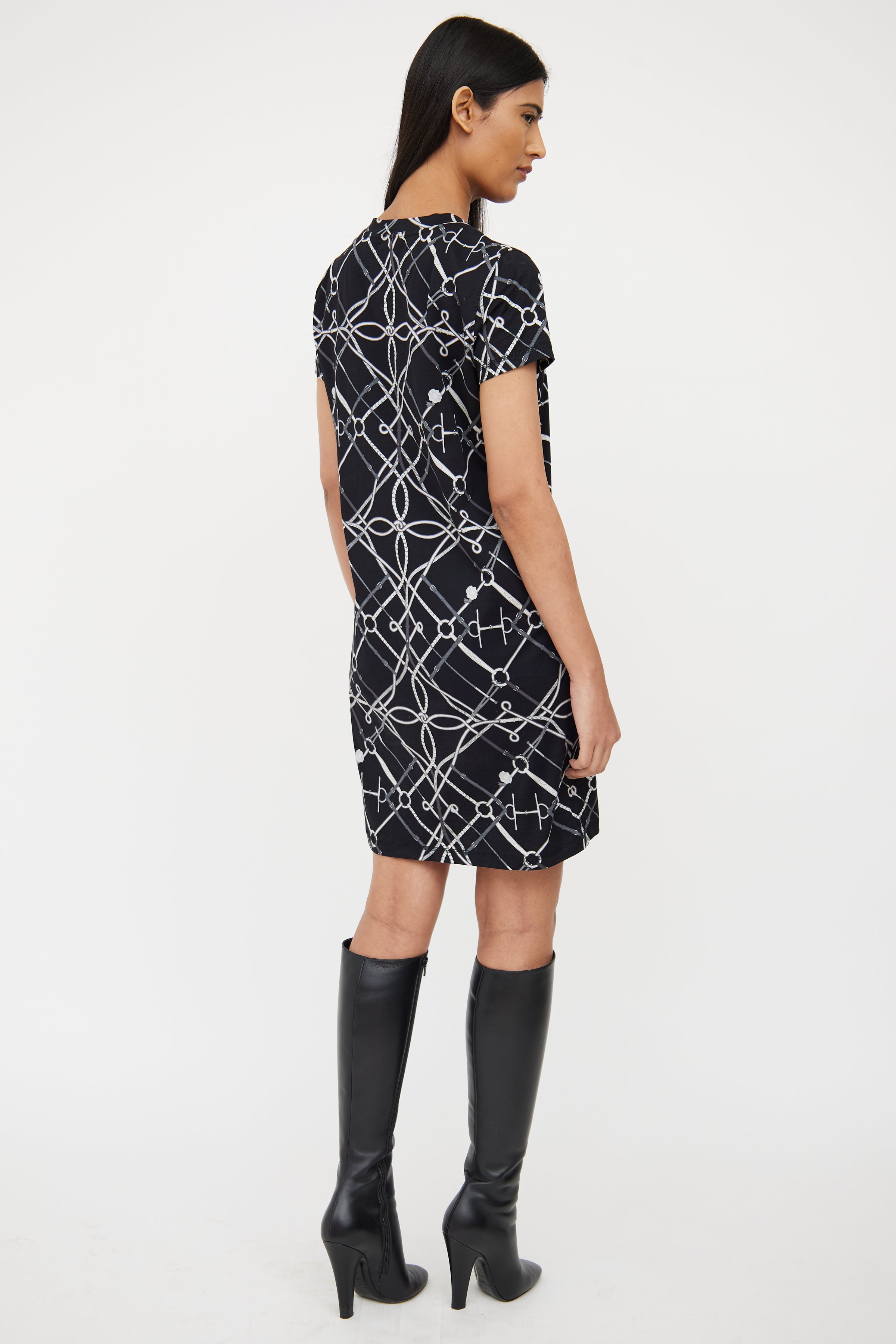 Herms // Black & Grey Bridle T-Shirt Dress VSP Consignment Herms // Black & Grey Bridle T-Shirt Dress VSP Consignment