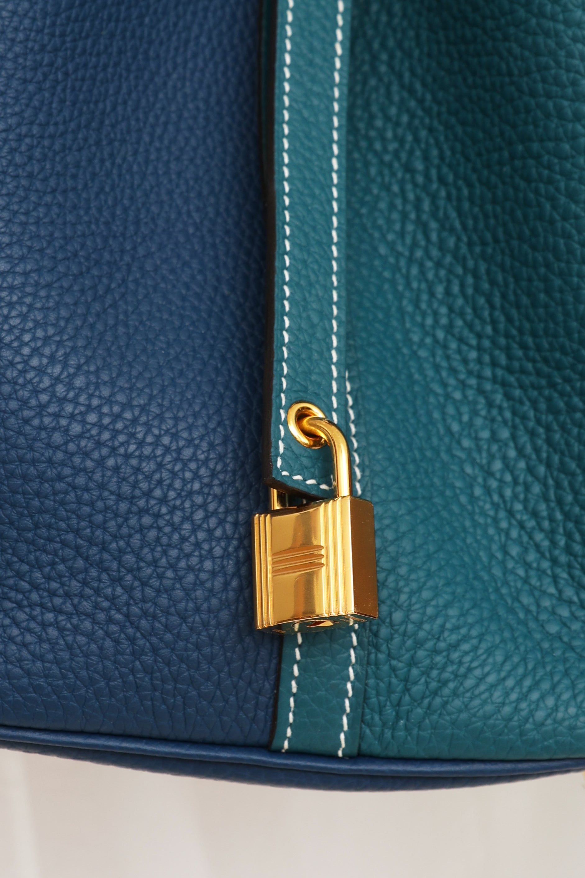 HERMÈS Picotin Lock PM handbag in Deep Blue and Vert Bosphore Clemence  leather with Gold hardware-Ginza Xiaoma – Authentic Hermès Boutique