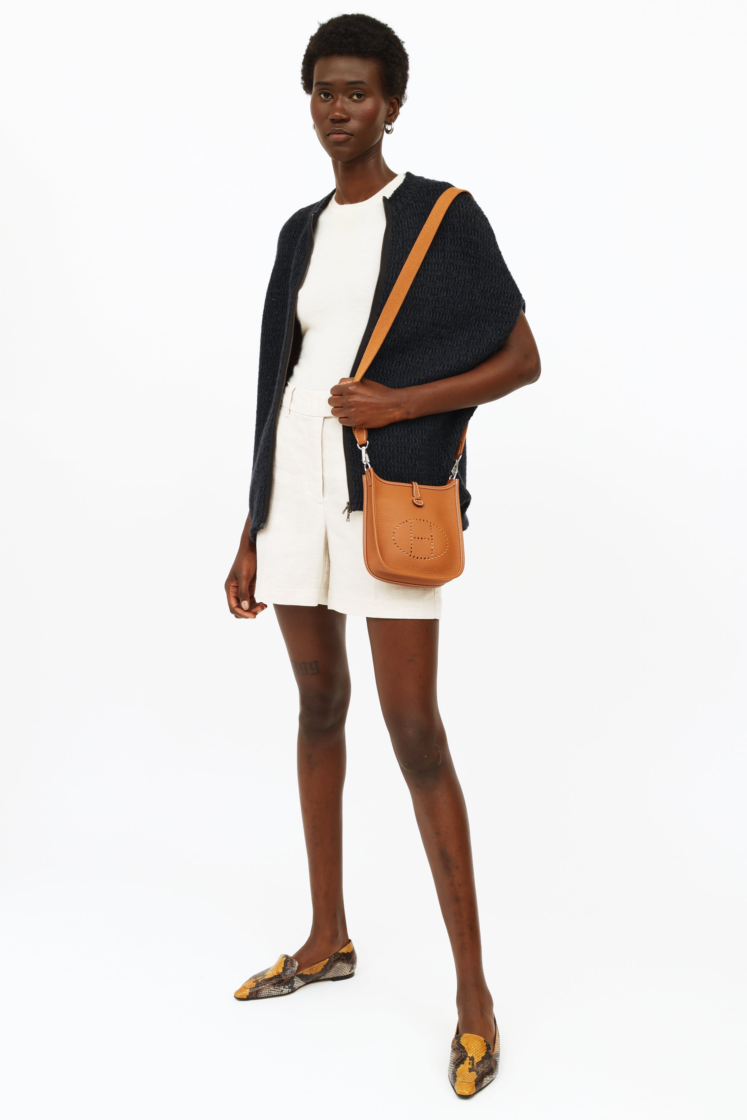 Hermès // 2023 Evelyne Clemence Mini Gold TPM 16 Bag – VSP Consignment