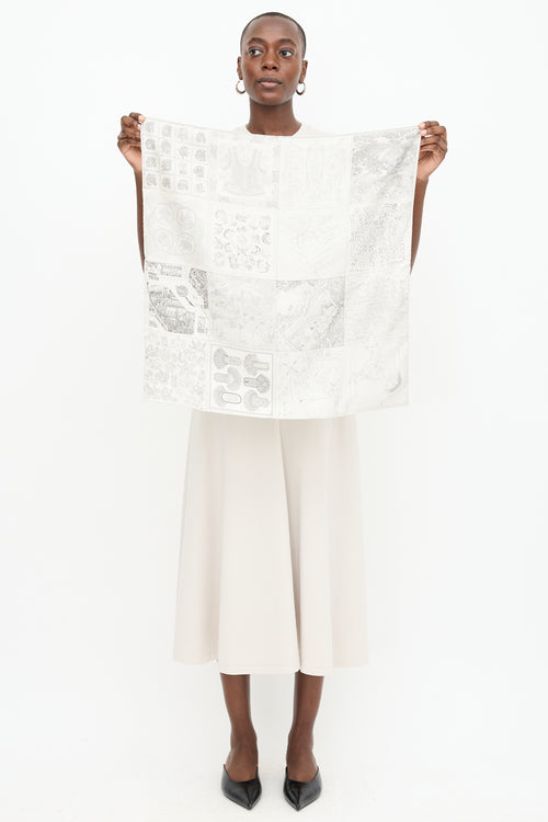 Hermès 2023 Special Edition Grey Silk 16 Carrés 60 Scarf