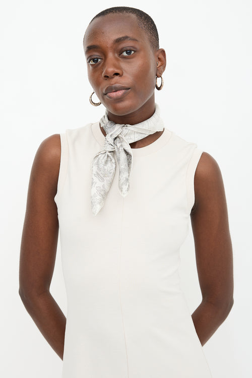 Hermès 2023 Special Edition Grey Silk 16 Carrés 60 Scarf