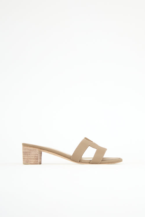 Hermès Leather Oasis Sandal