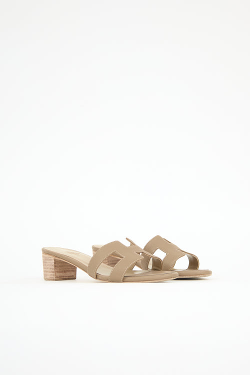 Hermès Leather Oasis Sandal