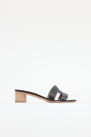 Hermès Leather Oasis Sandal