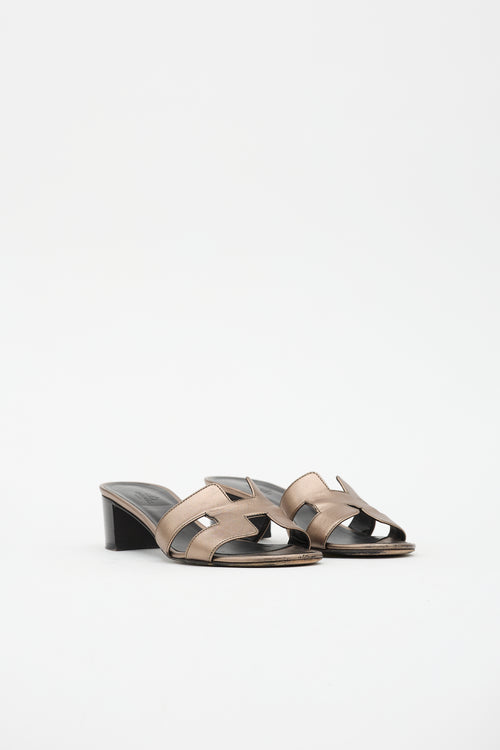 Hermès Metallic Leather Oasis Sandal