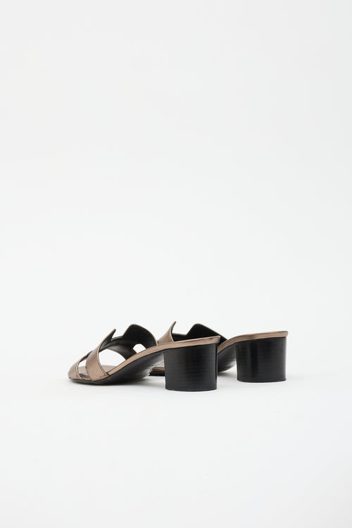 Hermès Metallic Leather Oasis Sandal