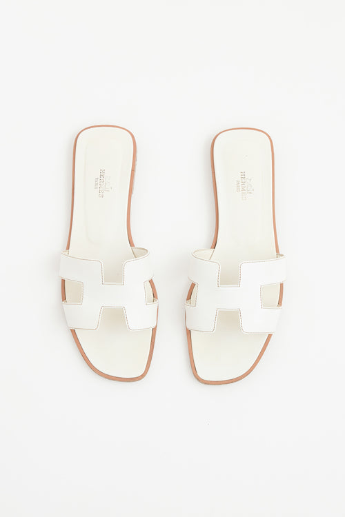 Hermès Havane Leather Oran  Sandal