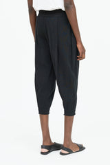 Issey Miyake Ribbed Crop Pant