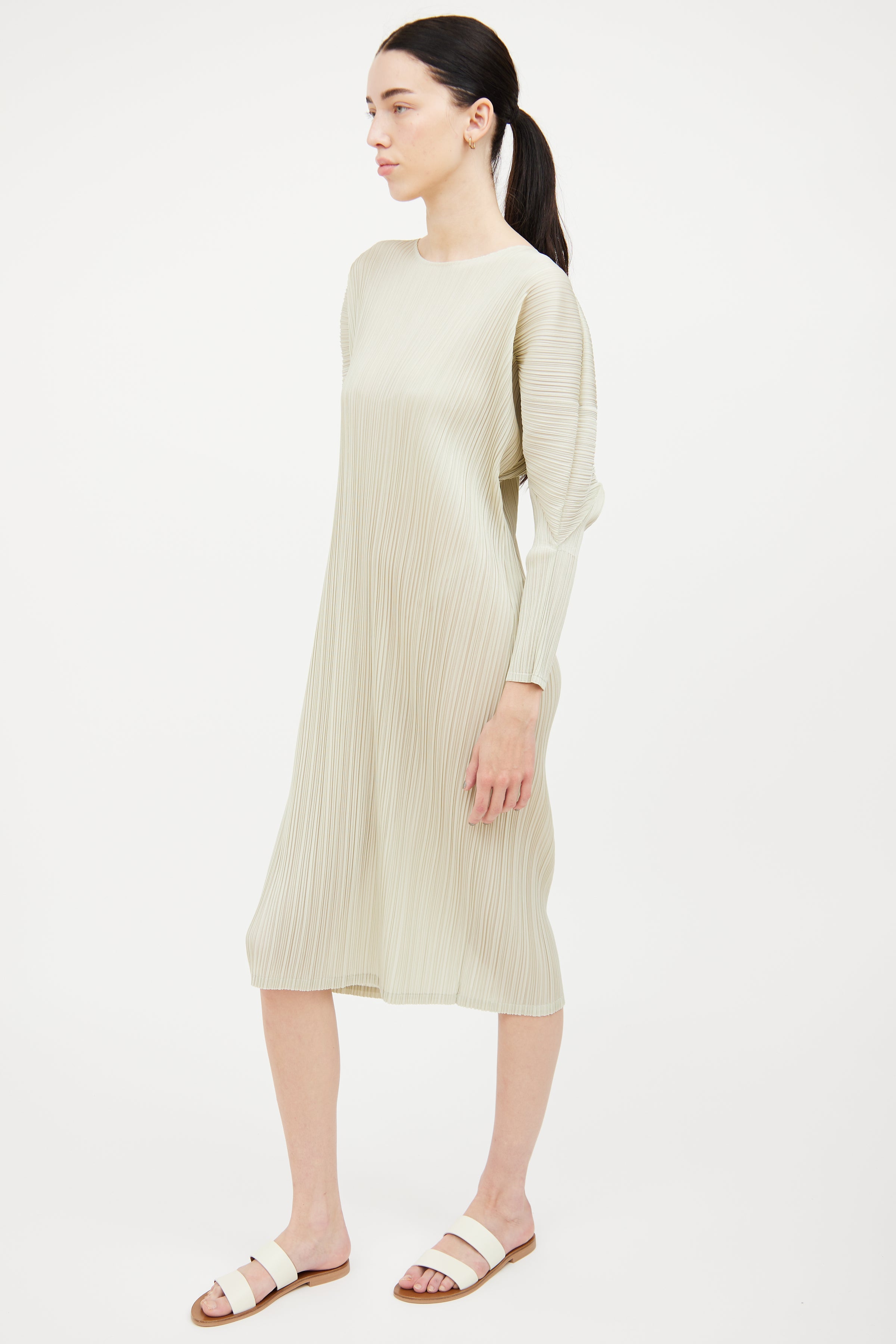 Pleats Please Issey Miyake // Light Pleated Dress VSP Consignment Pleats Please Issey Miyake // Light Pleated Dress VSP Consignment