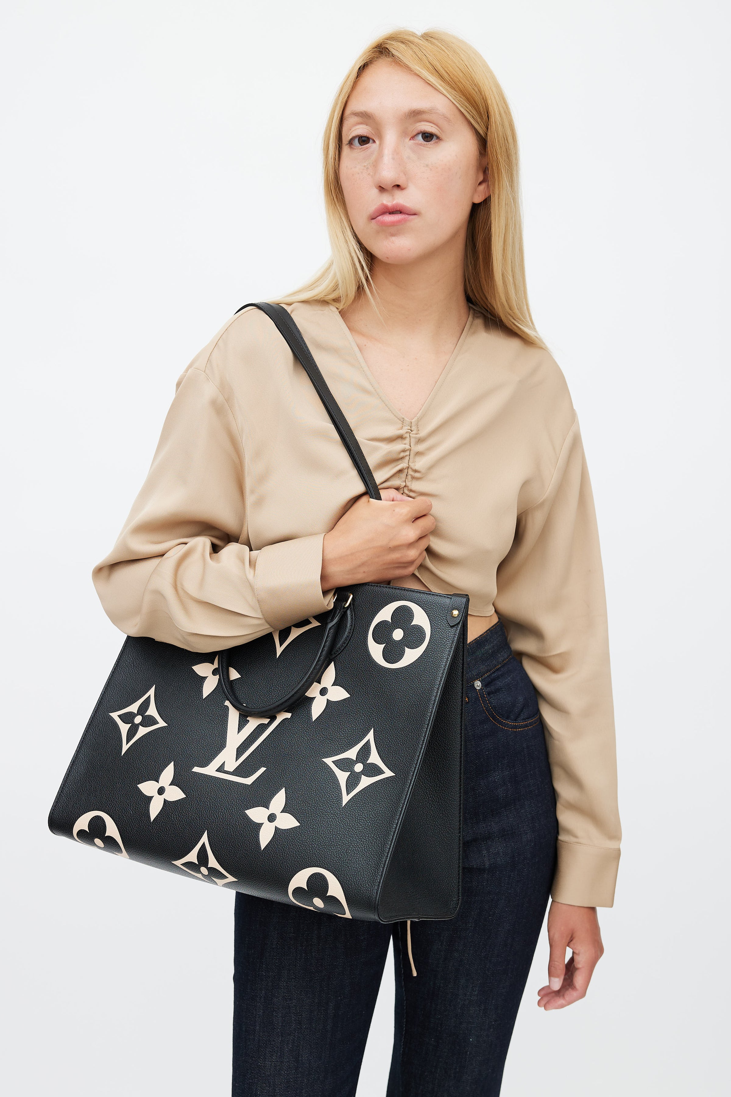 Louis Vuitton // Black & Beige OnTheGo GM Monogram Empreinte Tote Bag – VSP  Consignment