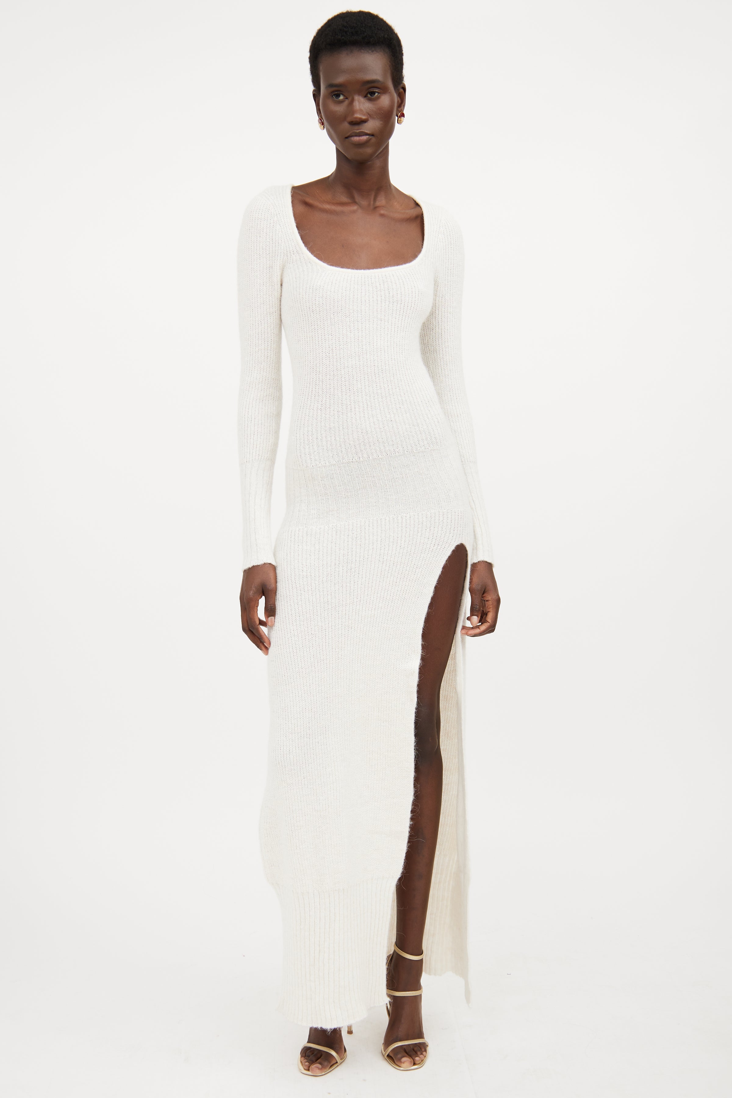 white christmas dresses Jacquemus // Ribbed Knit Sweater Dress VSP Consignment white christmas dresses Jacquemus // Ribbed Knit Sweater Dress VSP Consignment