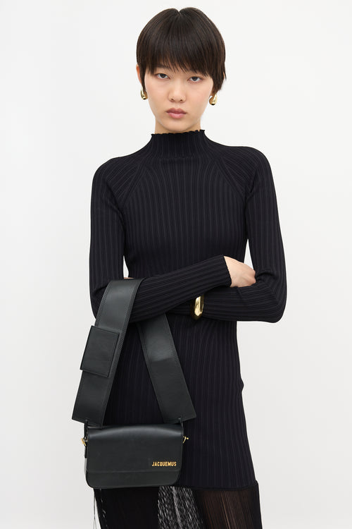 Leather Le Carinu Shoulder Bag