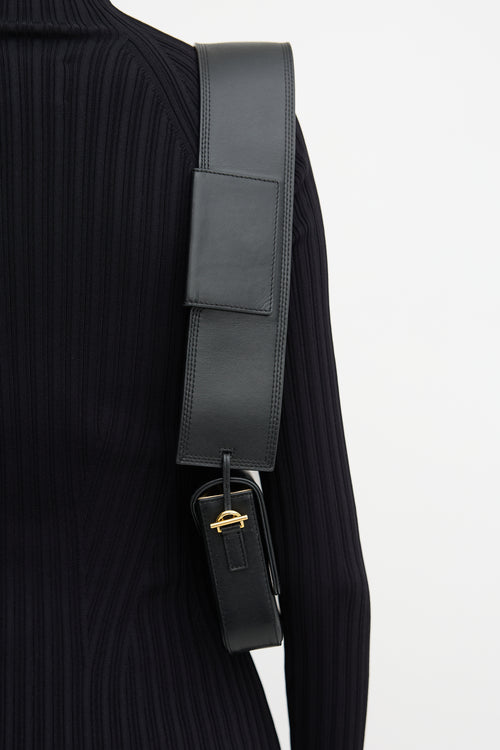 Leather Le Carinu Shoulder Bag