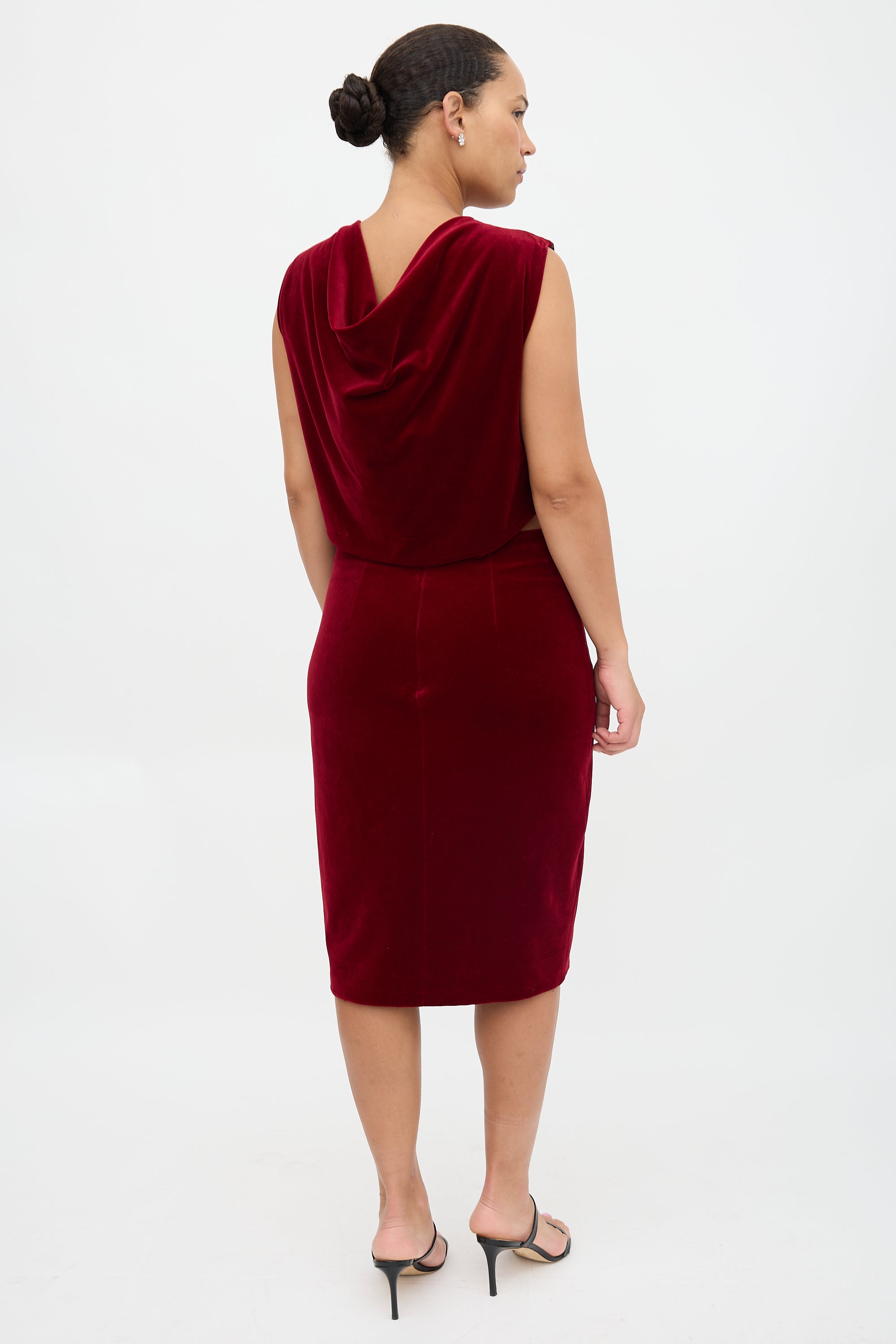 white christmas dresses Miss Circle Women Zenaida Burgundy Cutout High Slit Velvet Gown main image 0