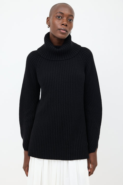 Khaite Black Cashmere Nimbus Turtleneck Sweater