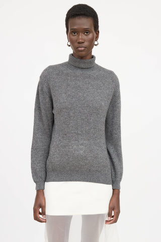 Khaite Cashmere Turtleneck Sweater
