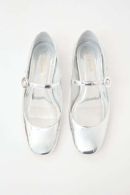 Larroude Patent Blair Flat