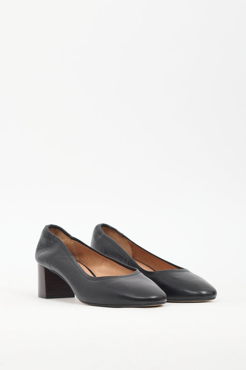 L'intervalle Black Leather Block Heel Pump