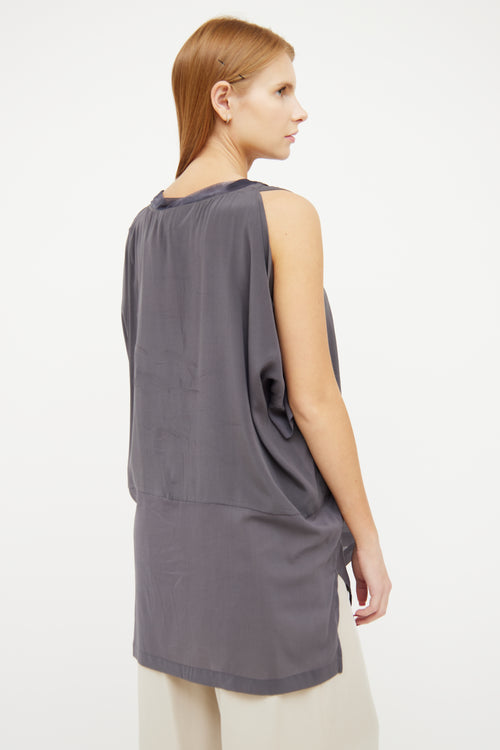 Lauren Bagliore Grey Silk Short Sleeve Top