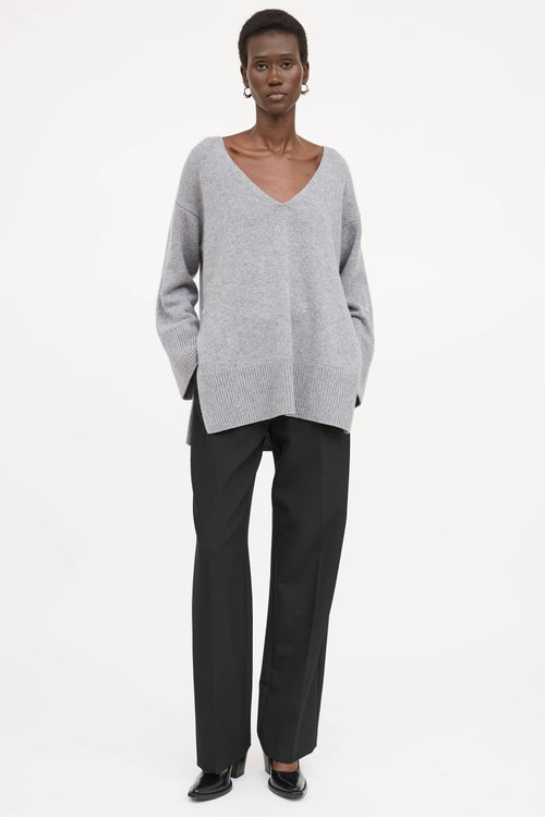 Lisa Yang Cashmere V-Neck Sweater