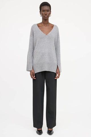 Lisa Yang Cashmere V-Neck Sweater