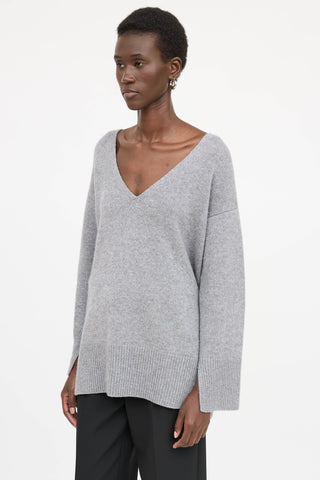 Lisa Yang Cashmere V-Neck Sweater