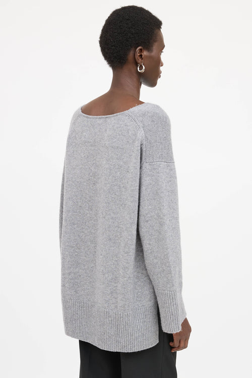 Lisa Yang Cashmere V-Neck Sweater