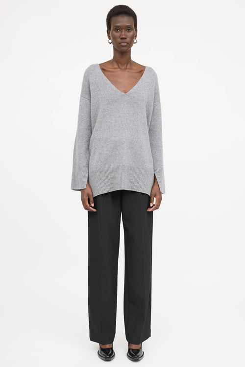 Lisa Yang Cashmere V-Neck Sweater