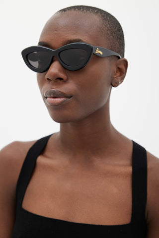 Loewe Black Curvy LW40096I Sunglasses