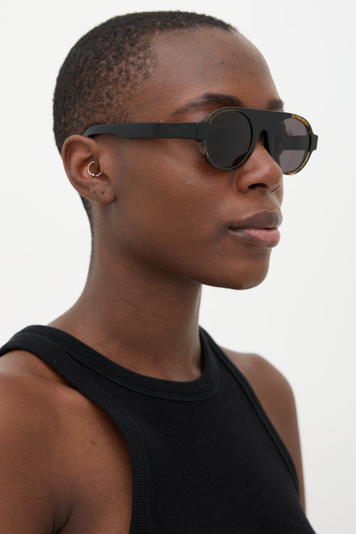 Loewe LW400201 Round Sunglasses