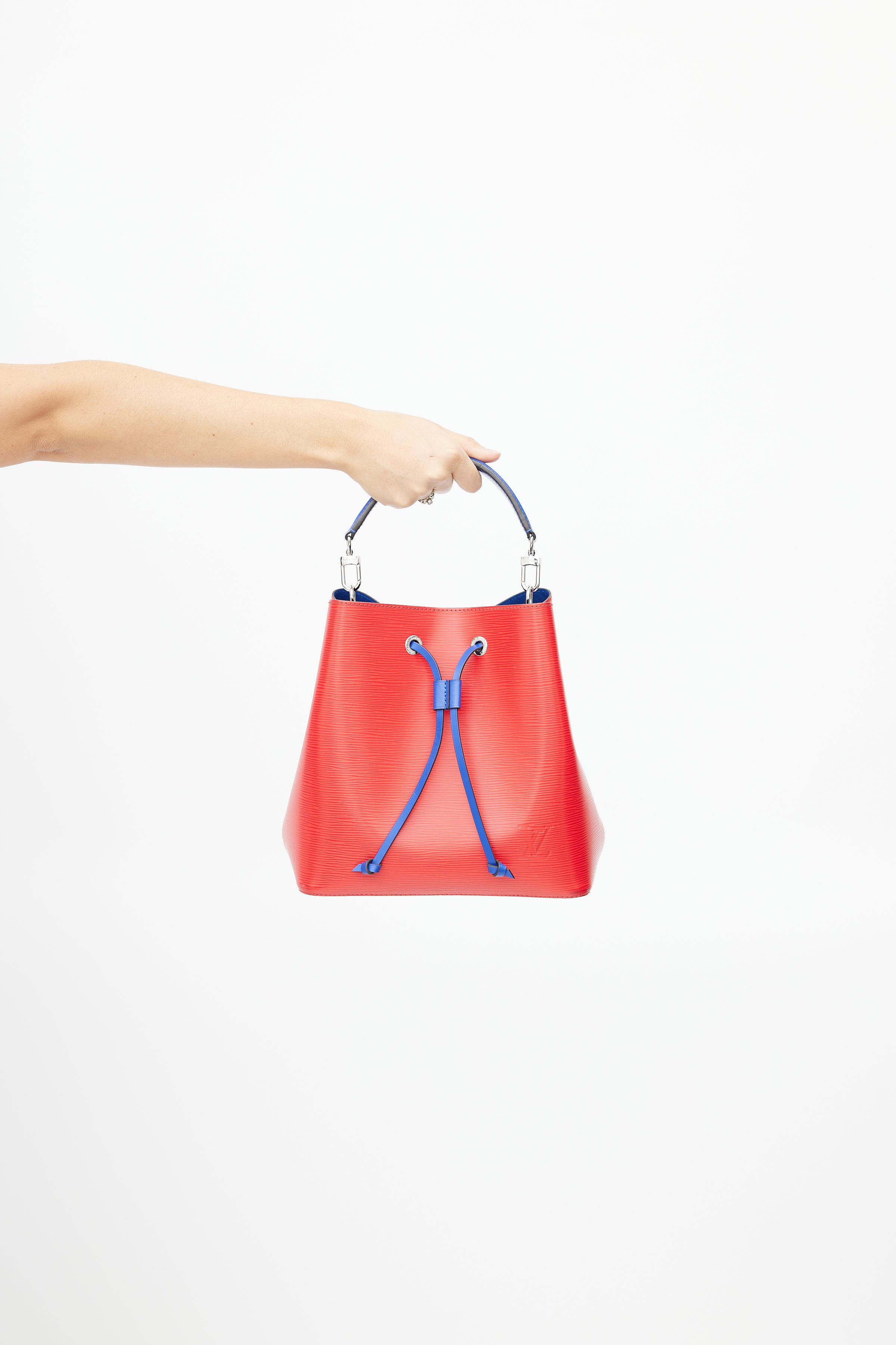 Pre-Owned Louis Vuitton Neo Noe MM Epi Shoulder Bag - Pristine Condition 
