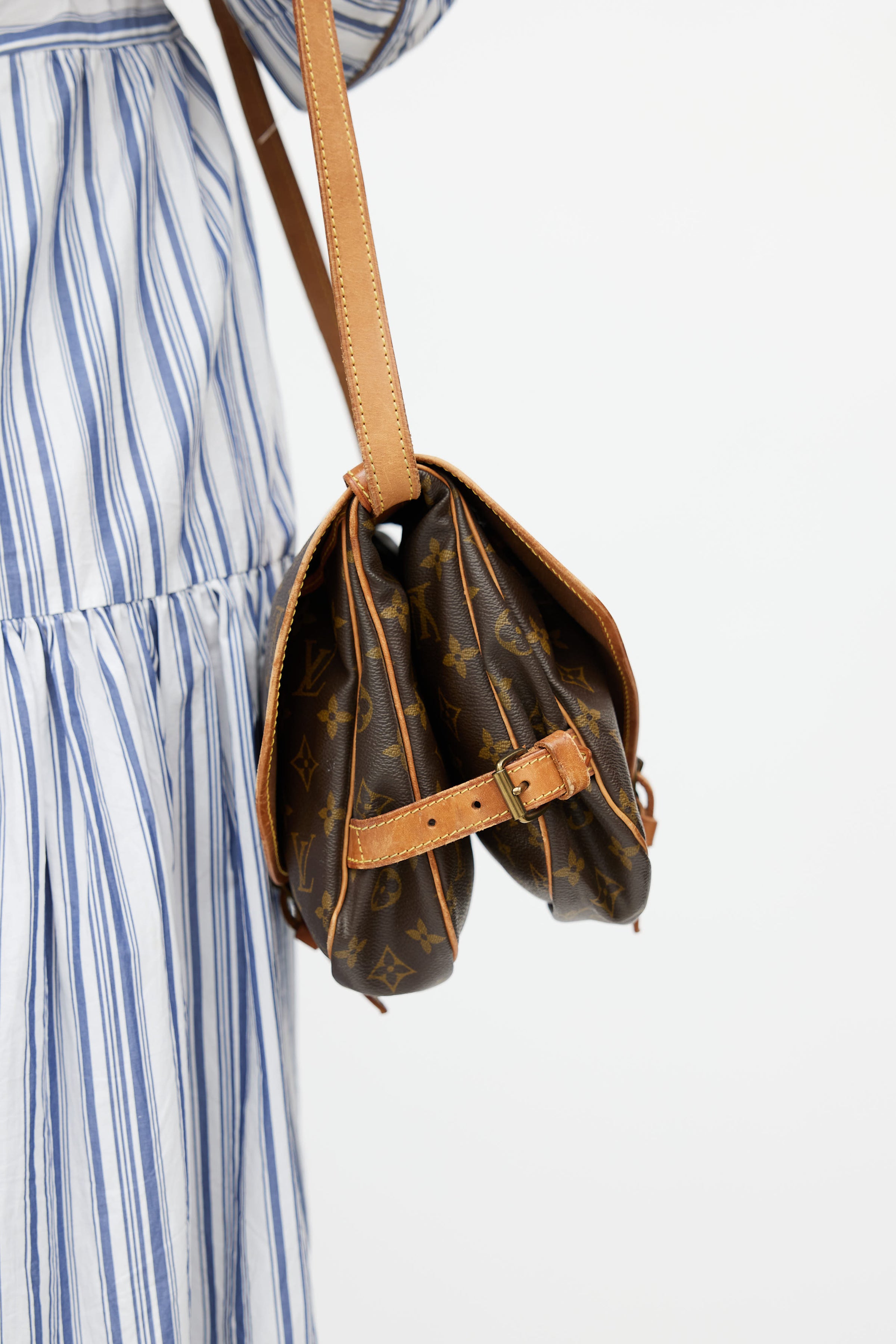 Saumur 30, Used & Preloved Louis Vuitton Messenger Bag, LXR Canada, Brown