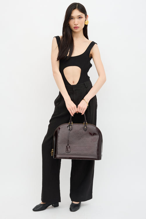 2010 Vernis Alma Bag