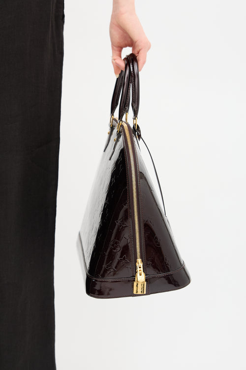 2010 Vernis Alma Bag